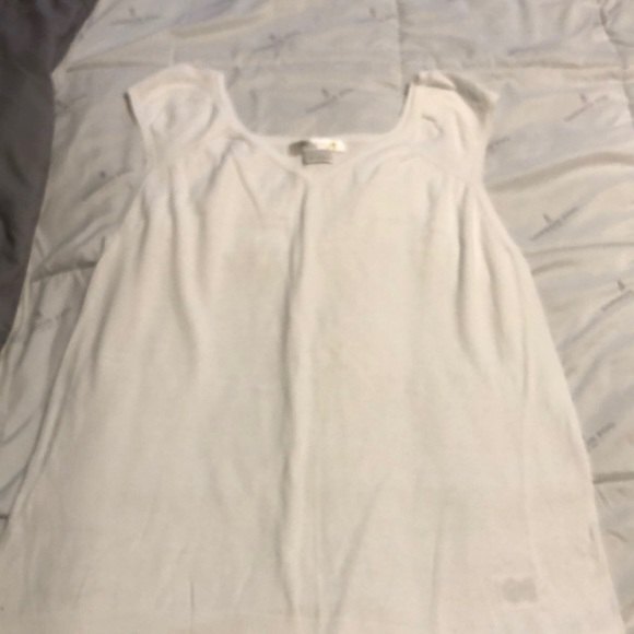 Old navy maternity white tank top size XL - Picture 1 of 5